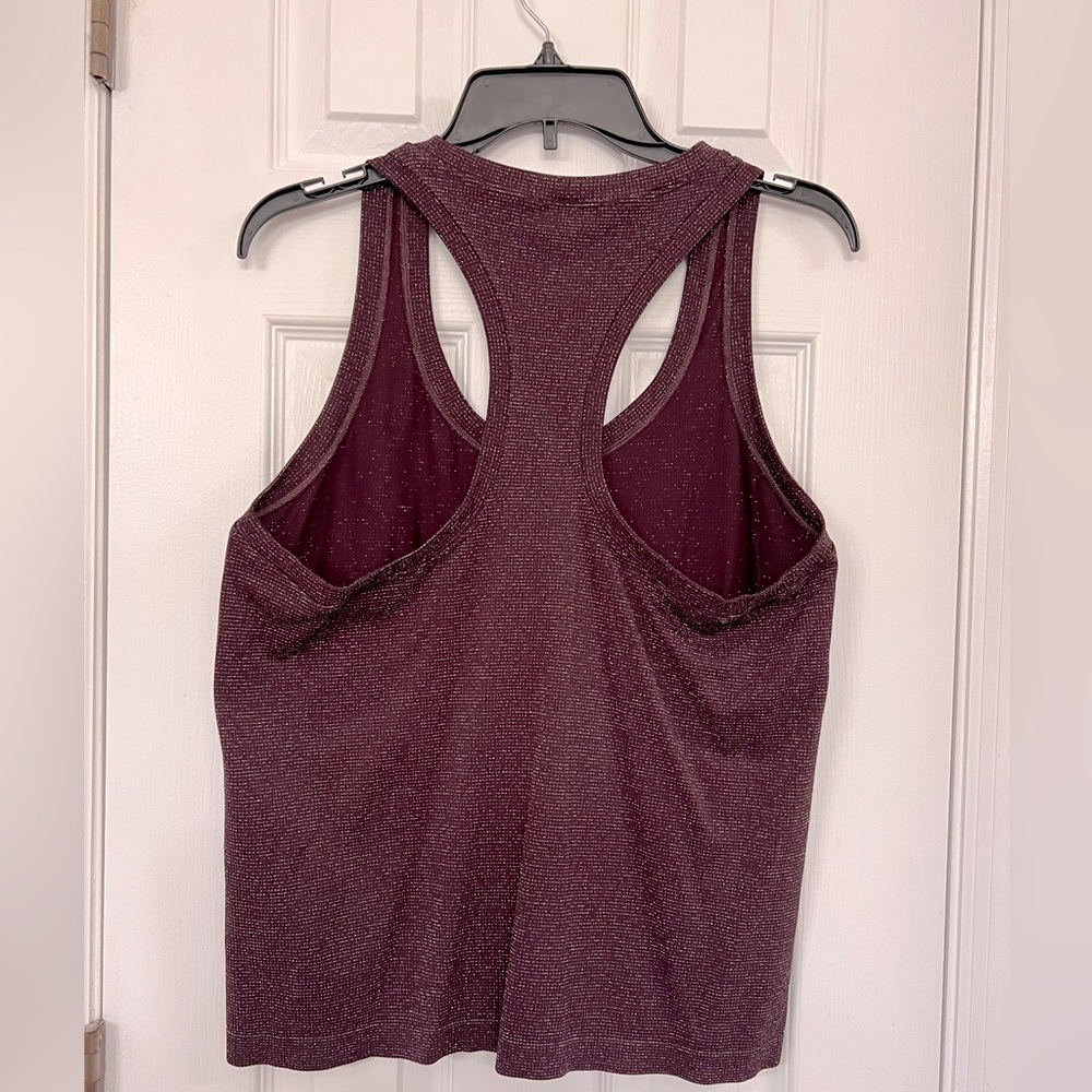 Athleta Momentum Tank in Spiced Cabernet Shimmer